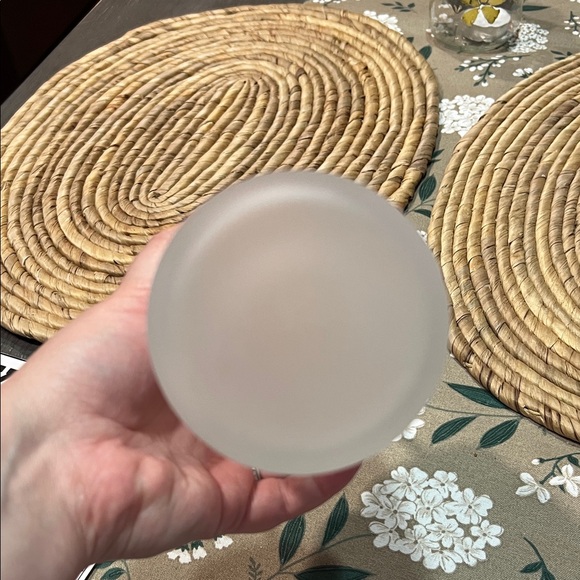 1995 30th Birthday Frosted Glass Tumbler with Bamboo Lid and Straw - Picture 3 of 5